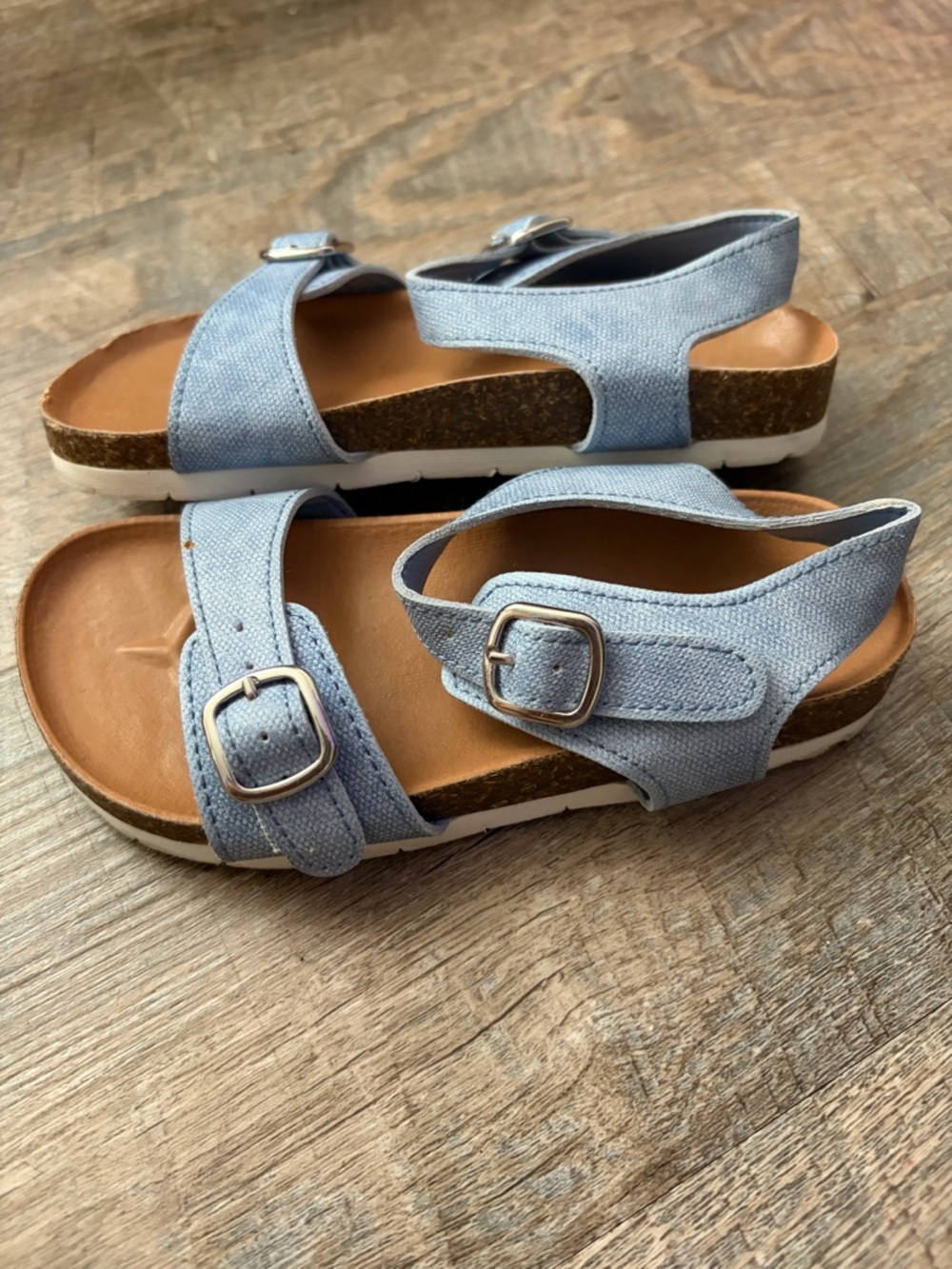 GAP girls  buckle sandals - Picture 3 of 4